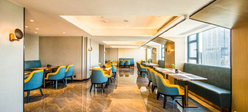 星空酒店(深圳罗湖万象食家店)图片