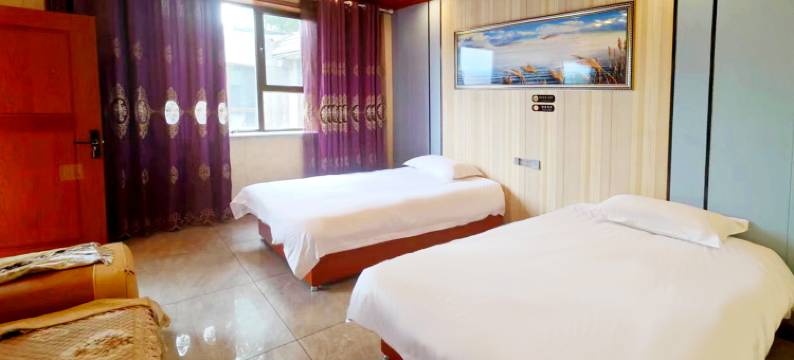 清逸民宿(那拉提旅游风景区店)图片