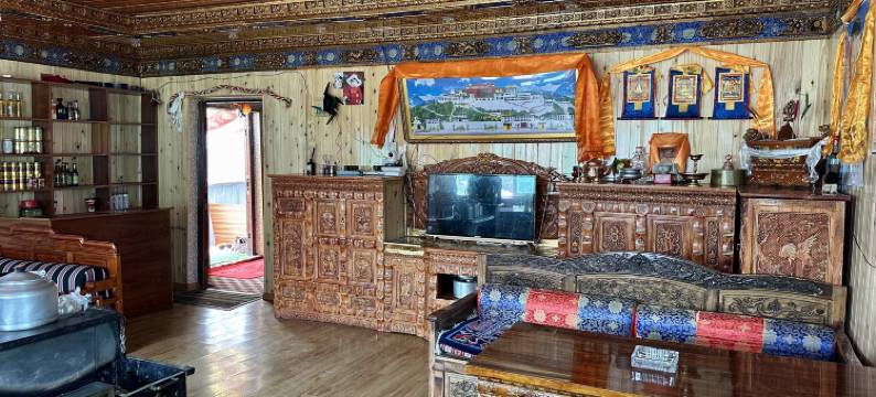 来古冰川圣洁观景民宿图片