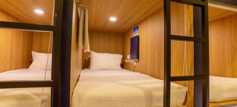 蓝水胶囊女性专属旅馆(Bluewaters Female-Only Hostel)图片