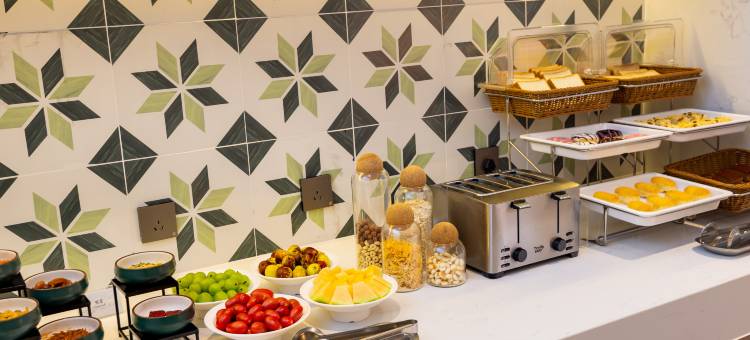 白玉兰酒店(大连人民广场东关街店)图片