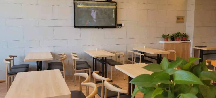 格林电竞酒店(扎鲁特旗店)图片