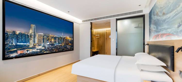 济南·巨幕高空影音酒店图片