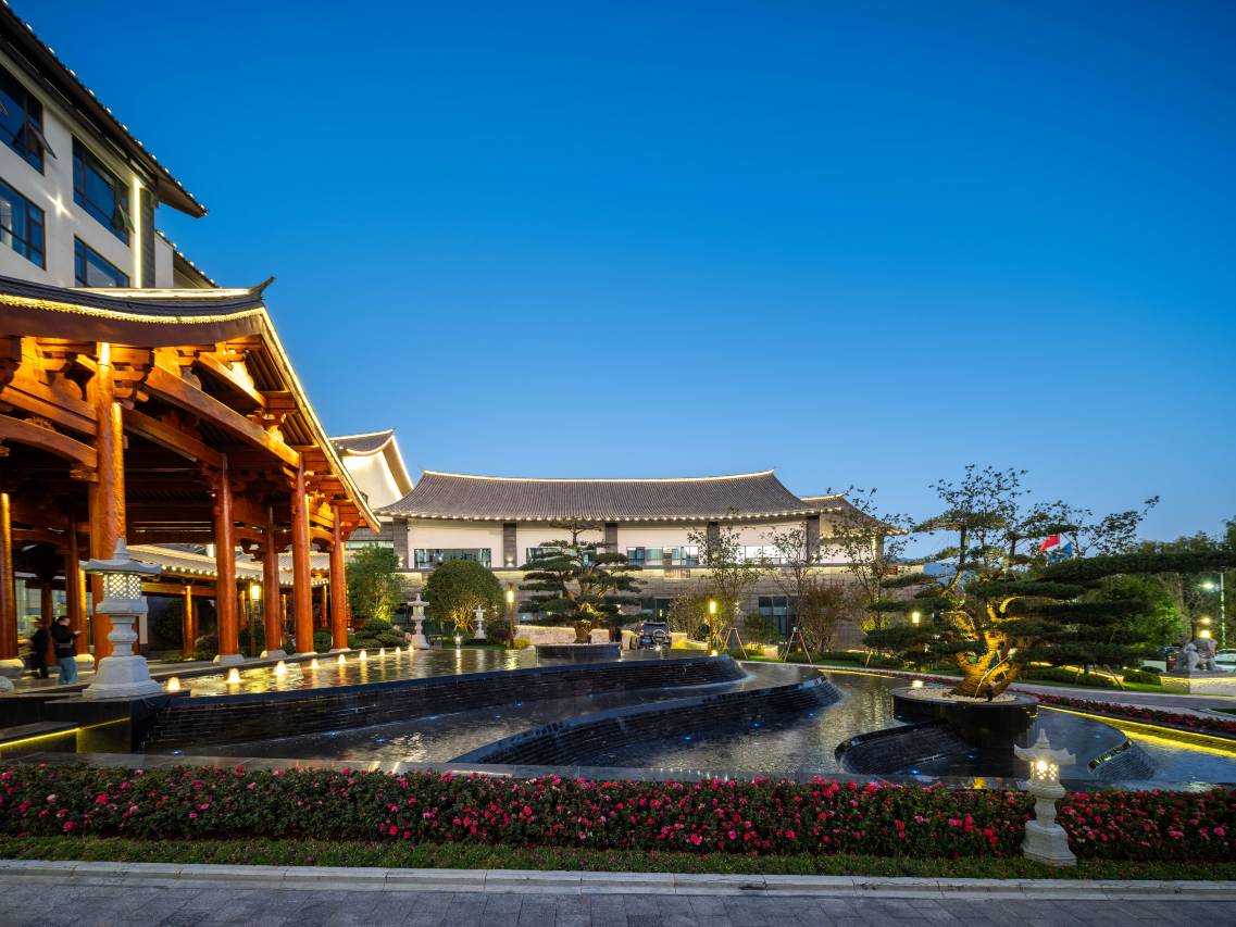 大理鑫鹤茂御酒店(鹤庆客运站店)图片