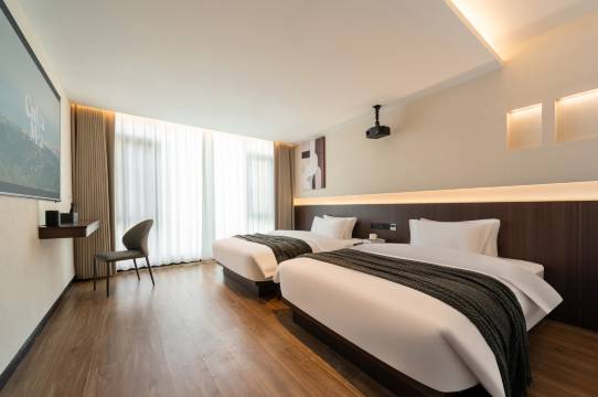 衡阳十三悦舍(南岳大庙景区店)图片