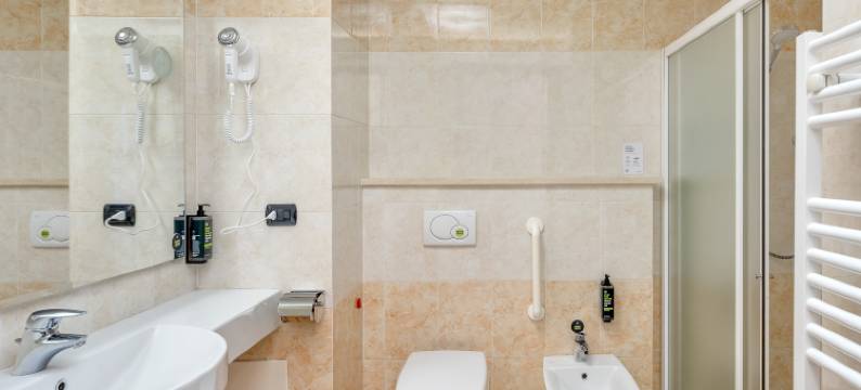 民宿酒店塞蒂莫托里内塞(B&B Hotel Settimo Torinese)图片