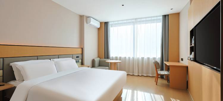 艺境酒店(珲春现代百货海鲜街店)图片