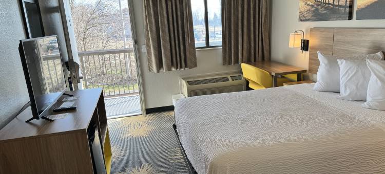 克洛弗代尔绿堡温德姆戴斯酒店(Days Inn by Wyndham Cloverdale Greencastle)图片