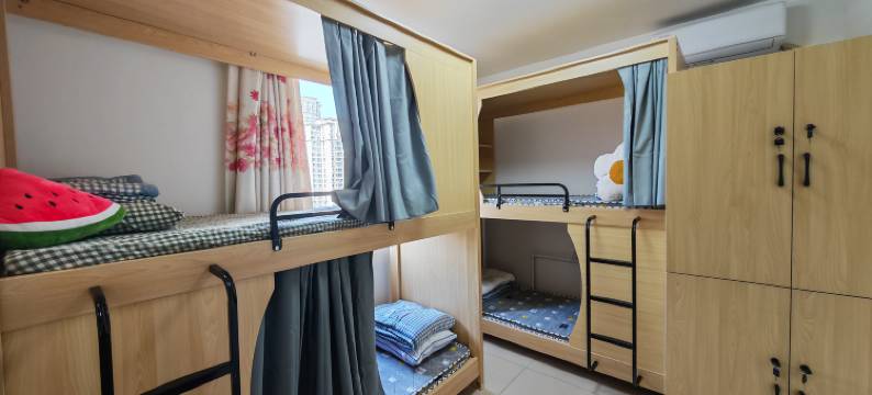 明亮的女生青旅(石家庄市第四医院谈固地铁站店)图片