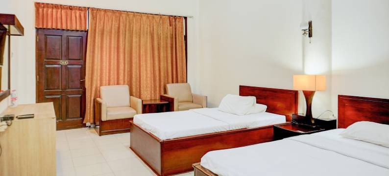 Collection O Pekalongan靠近Setono巴蒂克市场原Jayadipa酒店(Collection O Pekalongan Near Pasar Batik Setono Formerly Hotel Jayadipa)图片