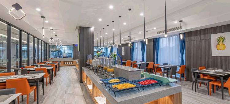 美娱·星峰电竞酒店(淮安宝龙商业街店)图片