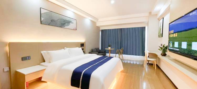 西宁乐派酒店(城北万达广场店)图片