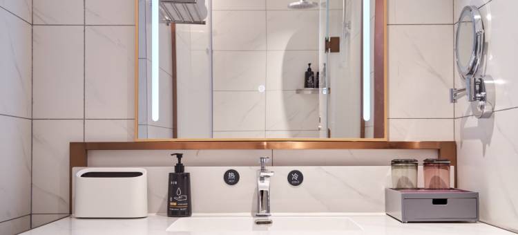 艺龙酒店(北京长安天街桥户营地铁站店)图片