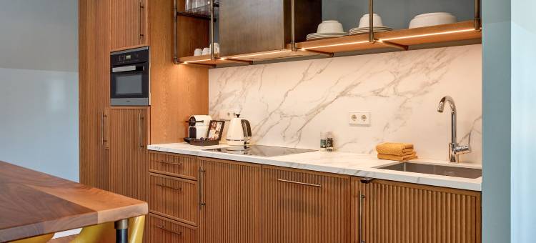 七月 - 二十八(The July - Twenty Eight)图片