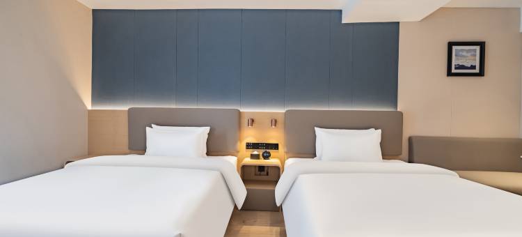 艺龙安悦酒店(上海虹桥水城路地铁站店)图片