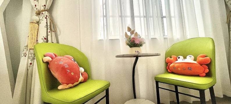 大理摘月酒店(大理高铁站洱海公园店)图片