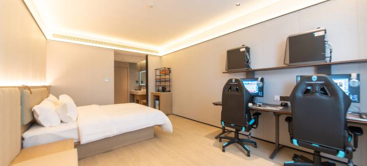 雷神电竞酒店(青岛黄岛科技大学店)图片