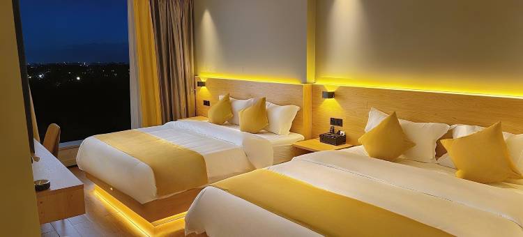 栖夕电影酒店(南宁九曲湾温泉首创奥特莱斯店)图片