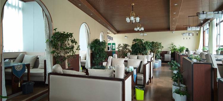 康马康雄大酒店图片