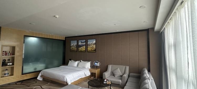 那曲岗亚尔大酒店图片