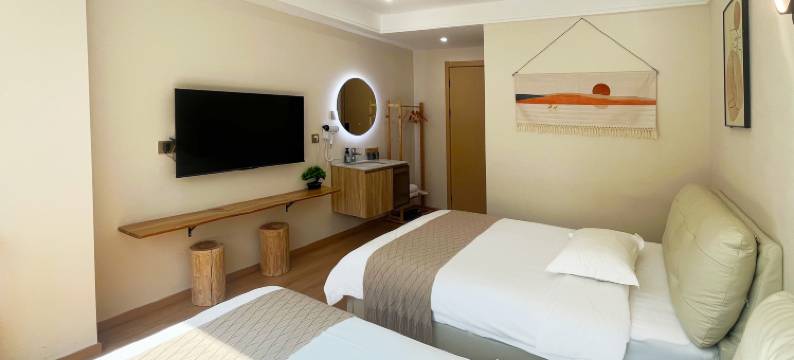 白月光·Meet the mountain·观山景度假民宿(天堂寨风景区店)图片