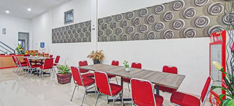 Hotel O 武吉丁宜靠近巴东鲁亚尔(原New Aedo)(Hotel O Bukittinggi near Jam Gadang formerly New Aedo)图片