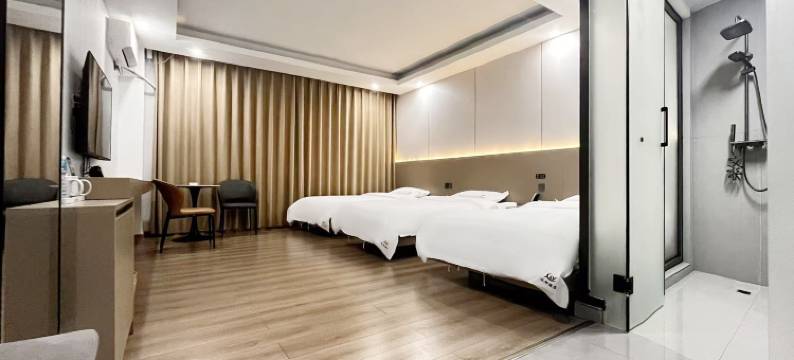 建水悦邻酒店(古城小火车店)图片