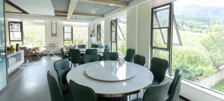 丙中洛·重丁丨邂逅雪山石门云端花园隐奢秘境全景度假酒店图片