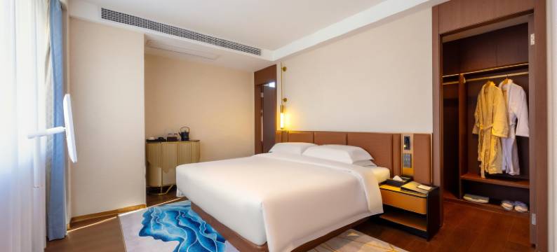 汕头华美达安可酒店(汕头高铁站珠江路美食街店)图片