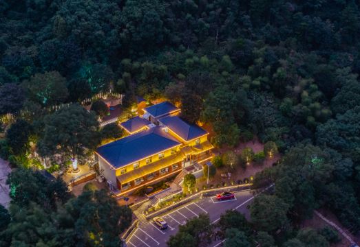 花筑·庐山枕泉居度假村（三叠泉瀑布店）外景图