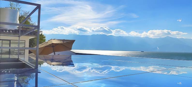 大理拾鲤云邸海景别墅(洱海店)图片