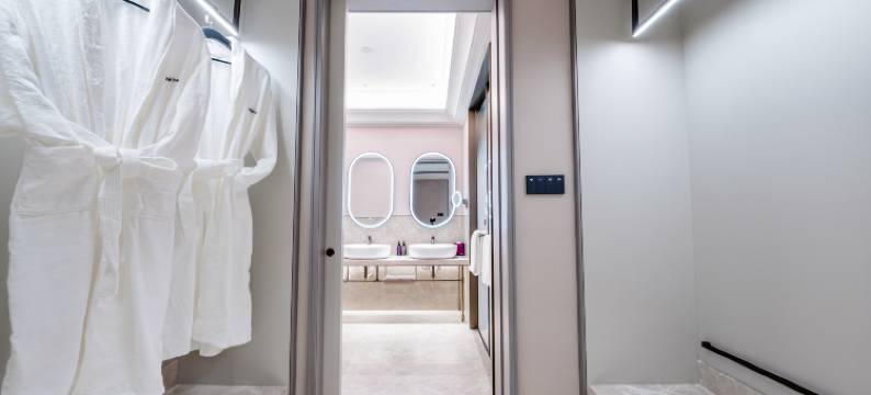 重庆解放碑中心美居酒店图片