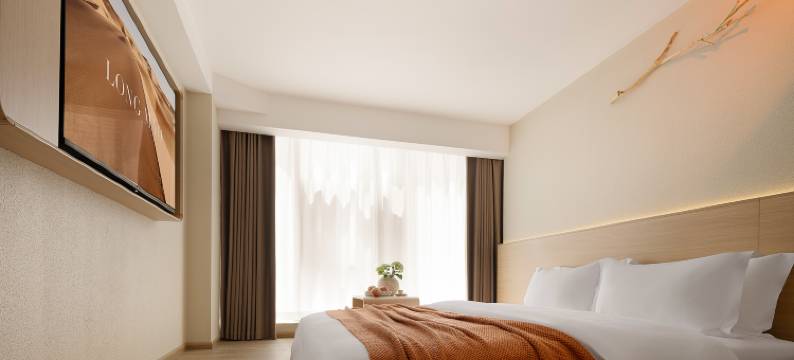 龙猫精灵酒店(南昌八一广场滕王阁店)图片