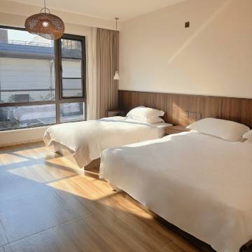 浴殿栖墅温泉民宿