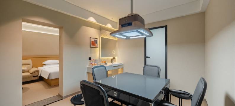 城小橙·AI智慧民宿(咸宁火车站店)图片