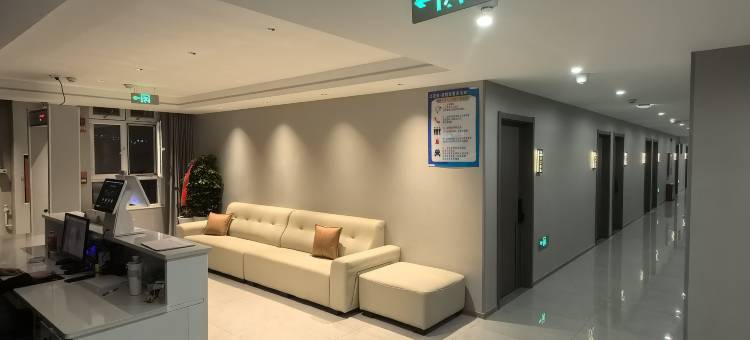 阿拉尔怡锦酒店(塔里木大学汇嘉时代广场店)图片
