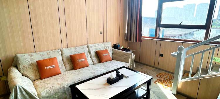 书香·villa花园度假美宿(合景广场省耕公园中心店)图片