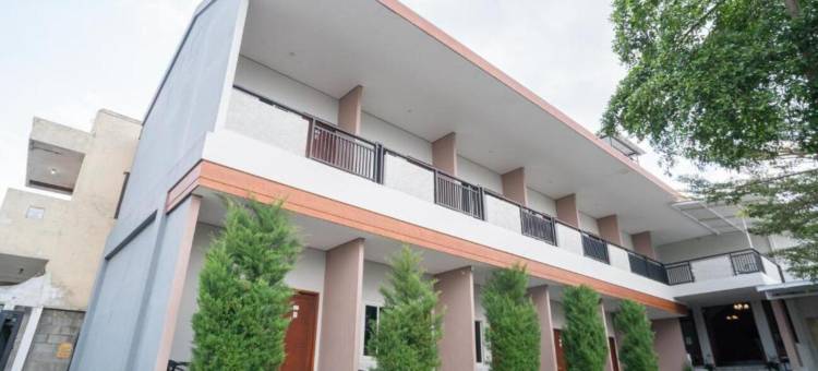 OYO 90181布布西尼酒店(Urbanview Hotel Bubusini Batu by RedDoorz)图片