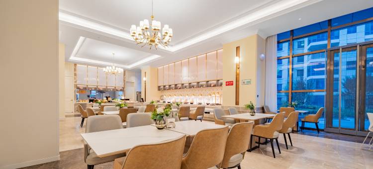 维也纳国际酒店(延安新区吾悦广场店)图片