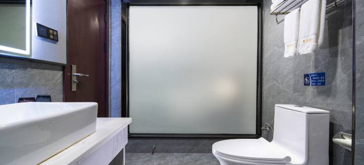 恒达酒店(达州达川区秦巴财富中心店)图片