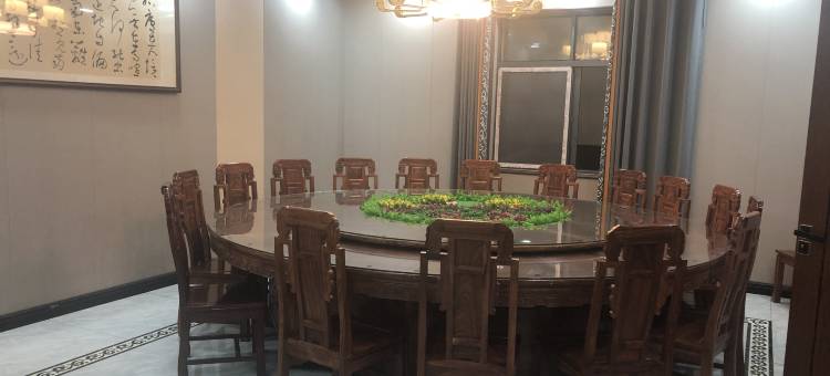 途客中国轻居酒店(随州烈山大道吾悦广场店)图片