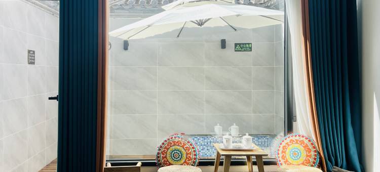 洱源栖间堂温泉民宿图片