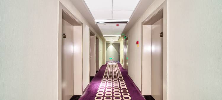 布丁严选酒店(金华世贸城市广场双溪西路地铁站店)图片