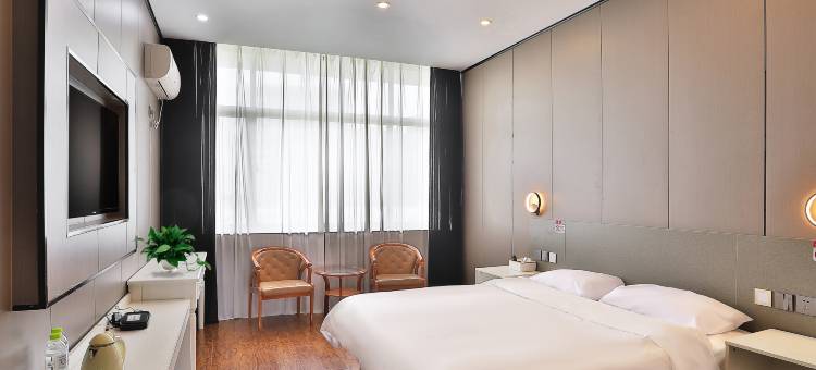 都市118精选酒店(青岛城阳富达国际汽贸城店)图片