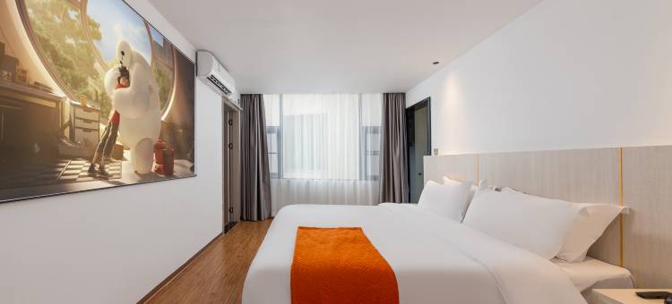 源悦私影主题客栈(五源河体育馆店)图片