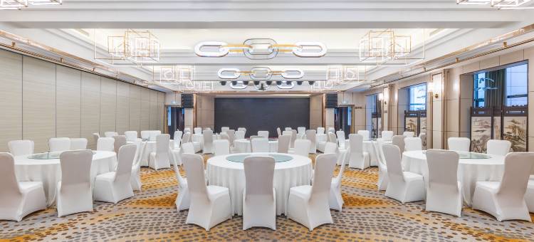 南昌万怡酒店(滕王阁阳明公园地铁站店)图片