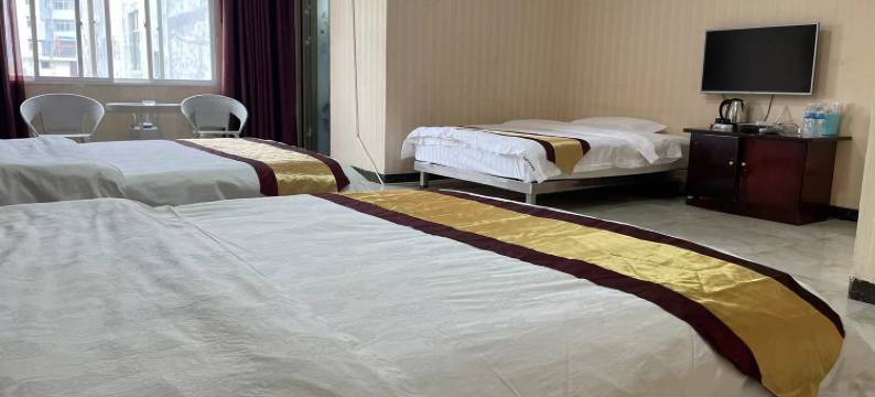 广南超圆宸商务酒店图片