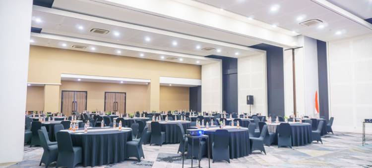 福图纳格兰德酒店-占碑(Hotel FortunaGrande Jember by Fosia Hotels)图片