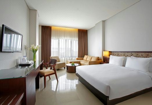 Hotel Surya Yudha Purwokerto Hotel Overview