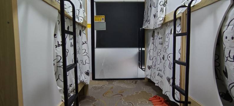 禾为·青年旅社(长沙五一广场店)图片